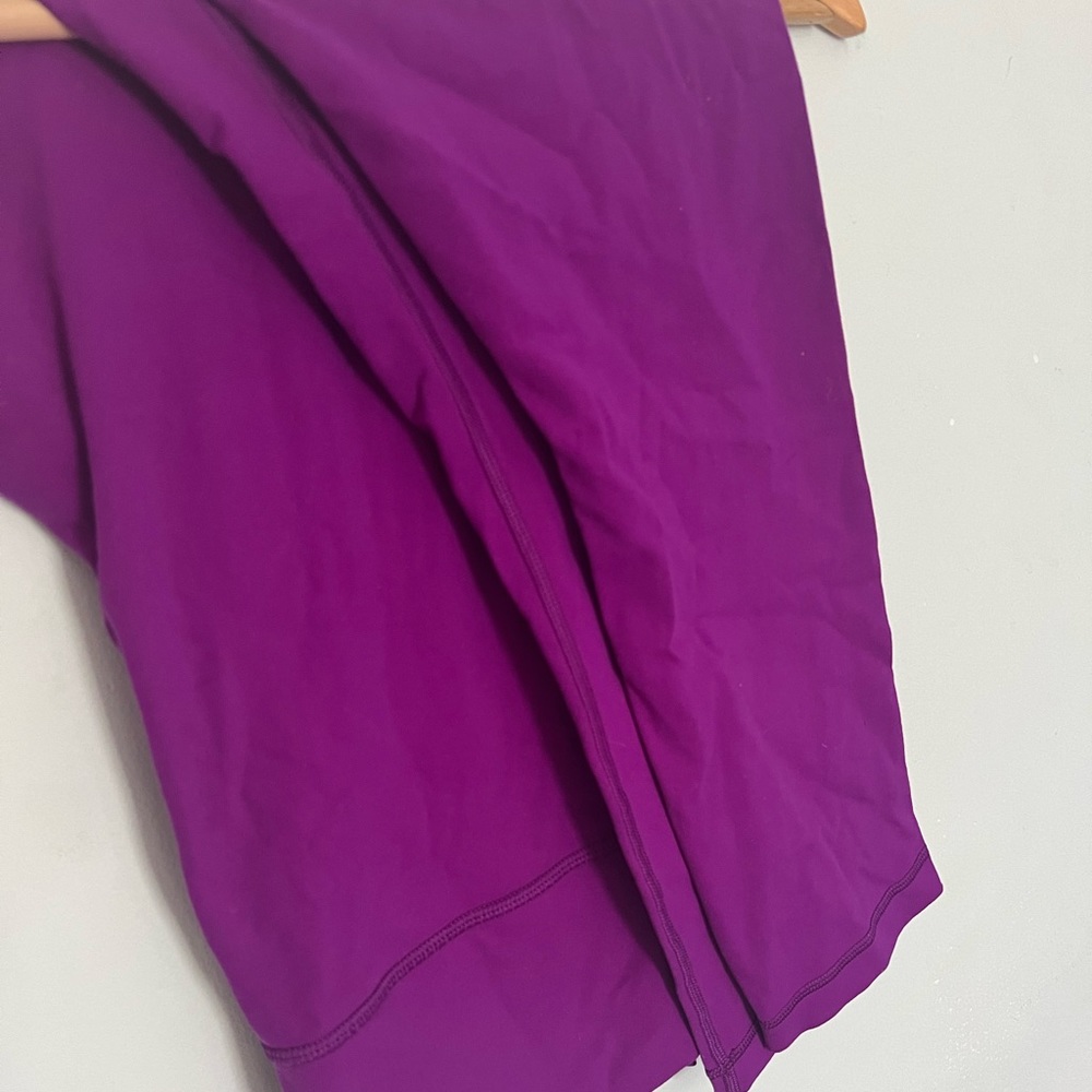 PURPLE LULULEMON LEGGINGS EXCELLENT CONDITION